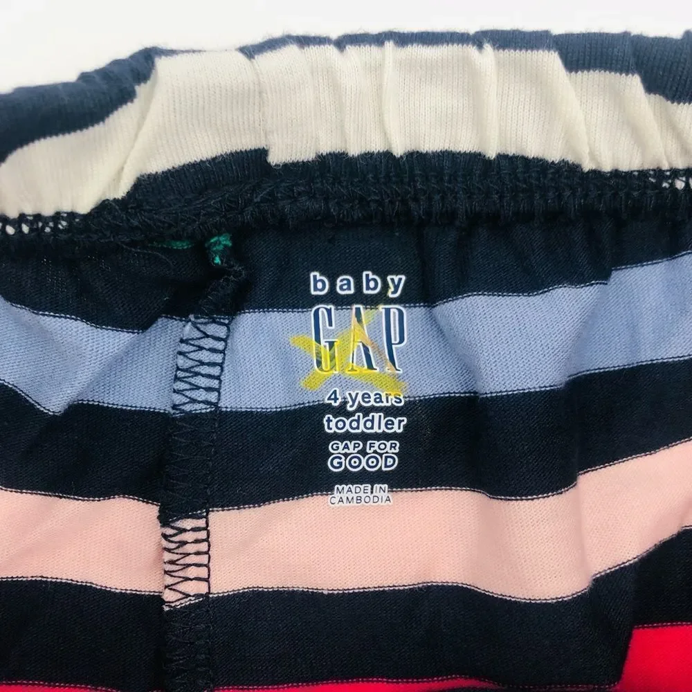 Brand New‎ Baby Girl Gap Multicolored Shorts For Toddler 4 Years 36 to 40 lbs